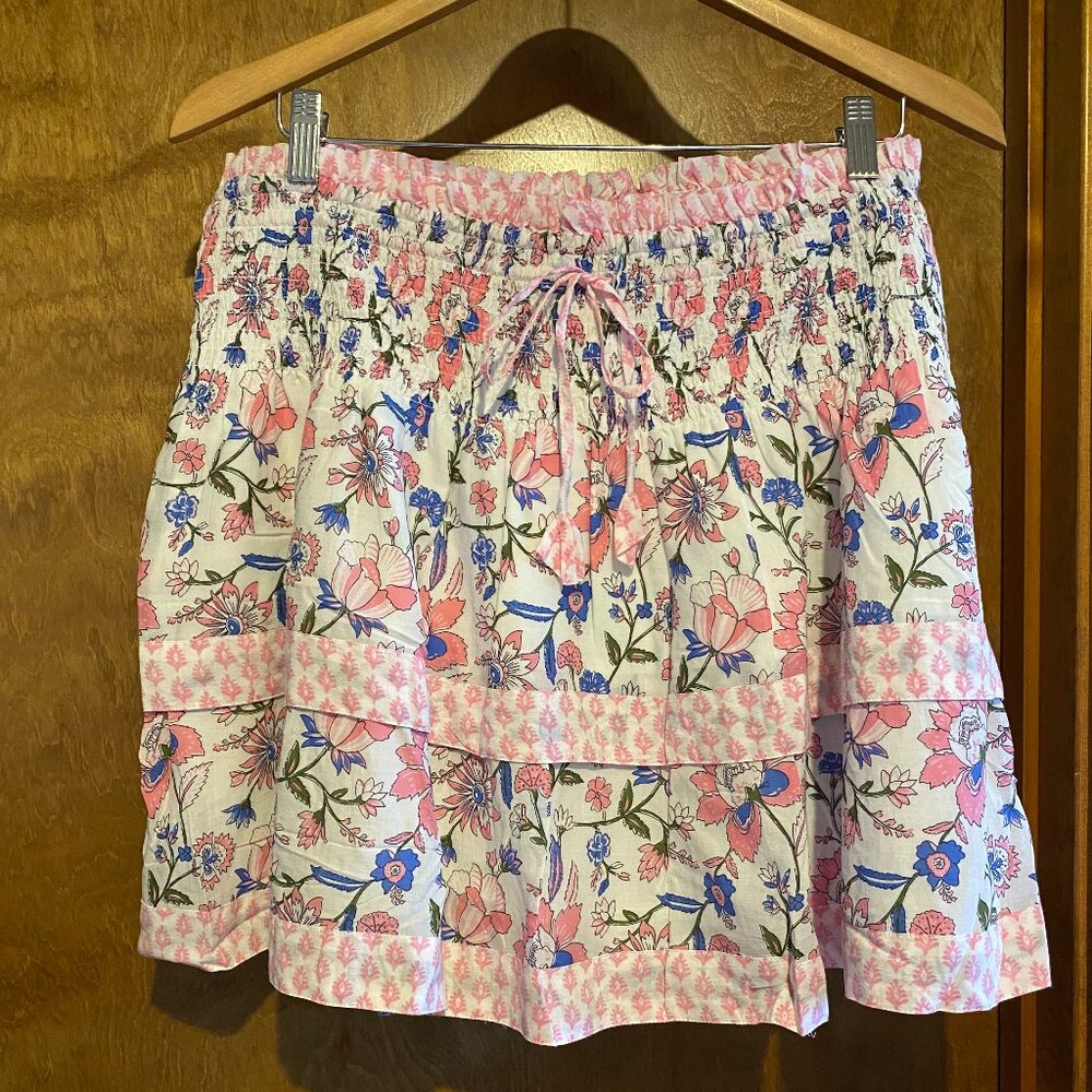 Vineyard Vines smocked waist floral skirt size LARGE NEW!